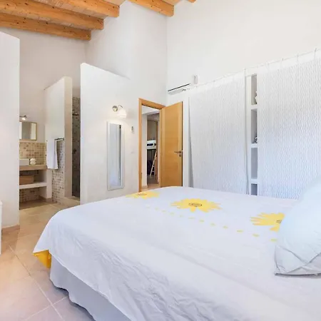Marilen Petit Villa